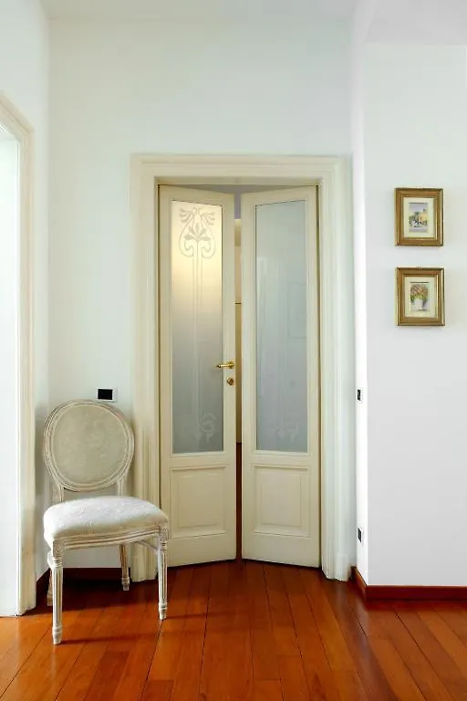B&B Lamarmora18 Μιλάνο 5*,